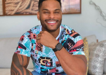Cantor Tony Salles abre festividades do carnaval de Floriano no dia 21 de fevereiro