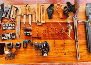Suspeito de ostentar armas na vizinhança é preso com vasta quantidade de armamento e munições no Piauí
