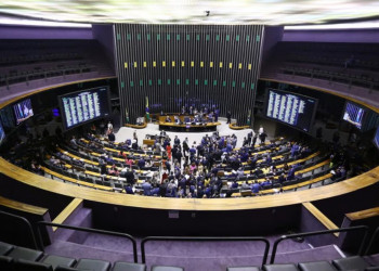 PL e União Brasil lideram assinaturas para levar anistia pelo 8/1 direto ao plenário