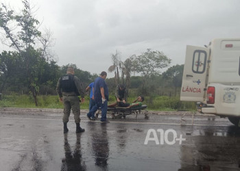 Homem é baleado pela PM após esfaquear mulher e criança no interior do Piauí; uma das vítimas teve as vísceras expostas