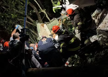 Aeronave cai em aldeia indígena de SP; uma pessoa morreu no local