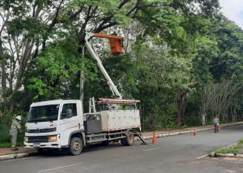Prefeitura de Teresina realiza mais de 440 intervenções na iluminação pública em uma semana