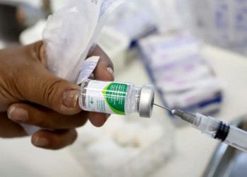 Campanha nacional de vacinação contra a gripe começa no dia 7 de abril, anuncia ministro da Saúde