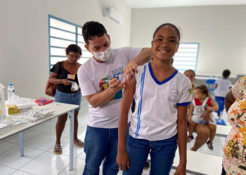 Piauí se destaca em vacinação escolar com mais de 30 mil doses aplicadas no primeiro semestre de 2025