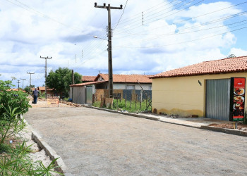 Governo investe R$ 3 milhões na pavimentação de ruas de municípios da região dos Carnaubais