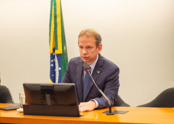 Câmara Federal aprova audiência pública para discutir fraude bilionária no INSS