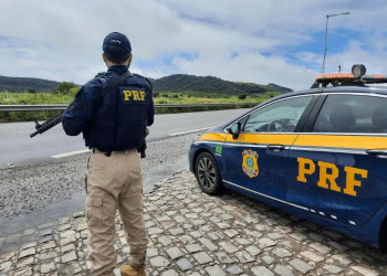 Motociclista fica gravemente ferido após colidir com empilhadeira no Piauí; vítima não possui CNH, diz PRF