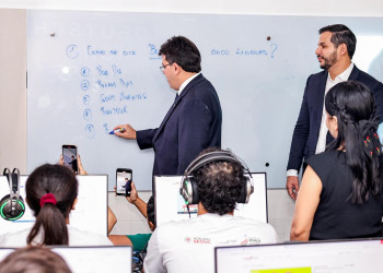 Rafael Fonteles inaugura reforma do Centro de Línguas em Teresina que passará atender cerca de dois mil estudantes