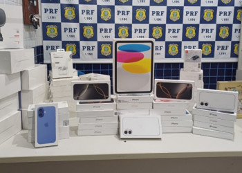 PRF apreende iPhones, perfumes importados e eletrônicos sem nota fiscal em ônibus no interior do Piauí