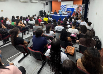 Prefeitura de Teresina inicia curso de Operador de Caixa com foco na inserção rápida no mercado de trabalho