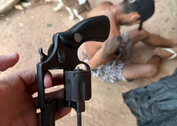 No Piauí, policia cumpre mandado de busca e homem é preso em flagrante por posse ilegal de arma de fogo