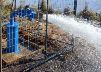 Pequenos agricultores e famílias de baixa renda estão isentos de taxa por uso de água de poços tubulares no Piauí
