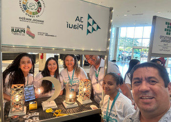 Estudantes expõem projetos de Empreendedorismo e Marketing Digital em shopping de Teresina
