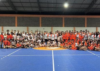 Potência no handebol, GHC atende mais de 300 estudantes de escolas públicas com apoio do Governo do Piauí