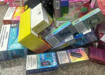 Polícia apreende quase 200 vapes em residência na zona Sul de Teresina; homem é preso