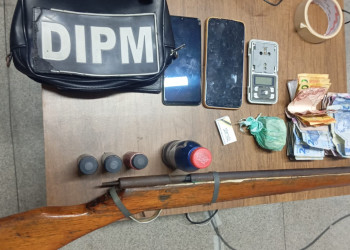 Mulher envolvida com organização criminosa é presa em Parnaíba; armas e drogas são apreendidas