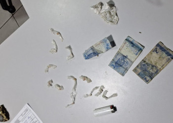 Homem é preso por tráfico de drogas após ser flagrado tentando invadir residência em Altos, Piauí