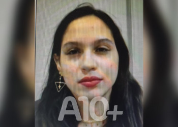 Mulher envolvida no triângulo amoroso que terminou com homem morto é presa em Teresina