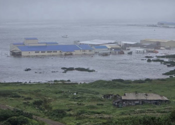 Terremoto de 8,8 aciona alerta de tsunami no Pacífico e evacuações no Japão e Havaí