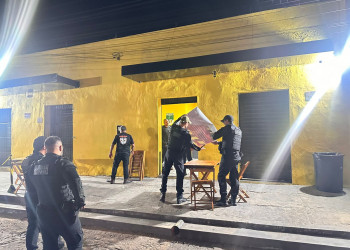 Bar em Parnaíba é interditado por tráfico, desordem e venda de bebidas a menores; local funcionava em frente a escola