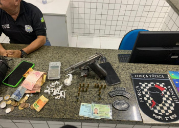 Homem é preso com arma de fogo no litoral do Piauí; estava efetuando disparos em via pública