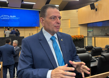 Deputado Gessivaldo admite diálogos para a formação de chapinhas em 2026