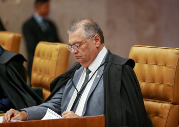 Dino diz que STF não cederá a ameaças e defende decisão sobre bancos para proteger soberania