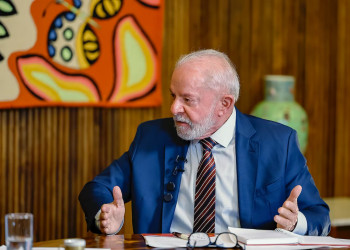 Governo abre crédito de R$ 30 bilhões para socorrer empresas atingidas pelo tarifaço dos EUA
