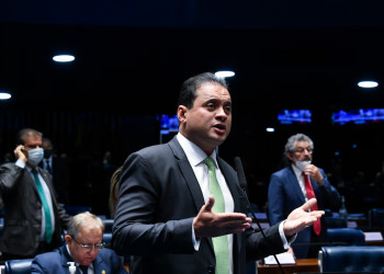 Senado aprova mudança na Ficha Limpa, com redução do tempo de inelegibilidade de políticos