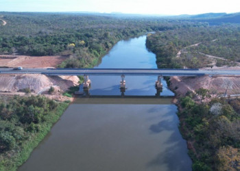 Nova ponte sobre o rio Parnaíba, ligando o Piauí ao Maranhão, será inaugurada no Sul do estado nesta sexta-feira (05)