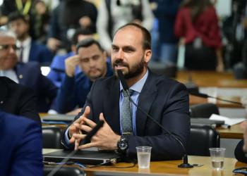 PGR denuncia Eduardo Bolsonaro e Paulo Figueiredo por coação