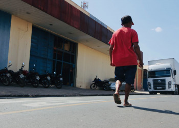 Ruas do bairro Pio XII, na zona sul de Teresina, recebem pavimentação asfáltica por meio do OPA