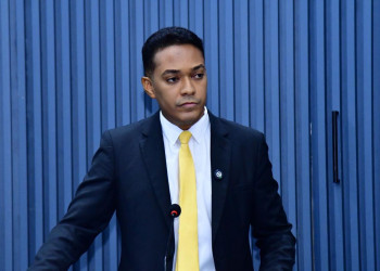 Vereador Felipe Vieira denuncia irregularidades na UPA de Floriano