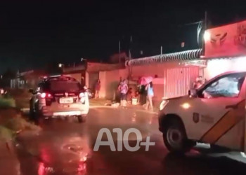 Homem é morto a tiros na porta de casa em Timon; bandidos fugiram e polícia investiga