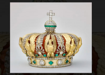 Saiba quais joias foram roubadas do Louvre em Paris