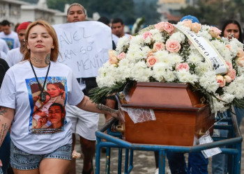 Últimos corpos de pessoas assassinadas em operação no Rio deixam o IML