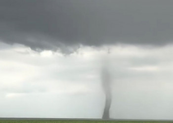 Tornado é registrado no Sul do Piauí; fenômeno é raro na região, cita especialista. VÍDEO!