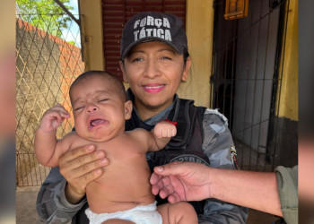 PMs salvam bebê de 2 meses que estava engasgado com leite materno em Teresina: 