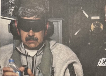 Trump divulga primeira foto de Nicolás Maduro preso nos Estados Unidos