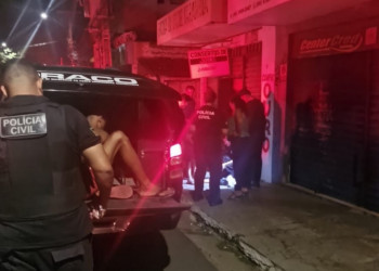 Invasor de joalheira é surpreendido por policiais no momento que separava joias para carregar no Centro de Teresina
