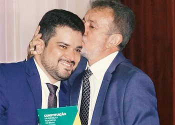 Prefeito Joãozinho Félix de Campo Maior-PI e seu filho Dogim Félix ficam inelegíveis por 8 anos; juiz concluiu que houve abuso de poder político