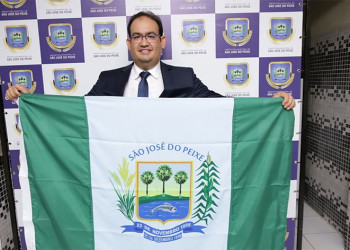 Em São José do Peixe, carro vale mais que gente: hospital é interditado enquanto prefeito do PT insiste em contrato milionário para 26 veículos