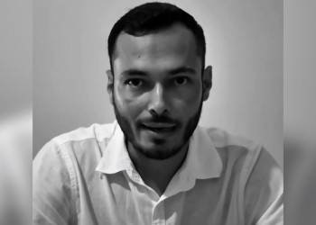 Vereador denuncia quase R$ 200 mil em salários e gratificações para família de aliado do prefeito em Bom Princípio do Piauí