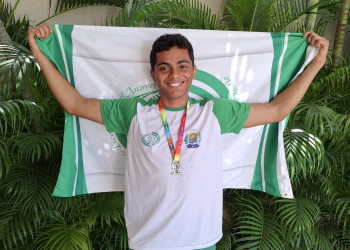 Da rede estadual, filho de pedreiro e dona de casa é aprovado em Medicina no Piauí; acordava 4h da manhã para estudar