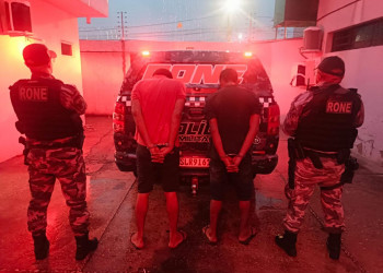 Após perseguição, polícia prende dois suspeitos e recupera carro furtado na zona Sul de Teresina