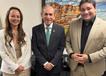 Prefeito Dr. Cristiano Britto anuncia construção do novo Mercado Público e mais R$ 30 milhões para barragem Nova Algodões em Cocal