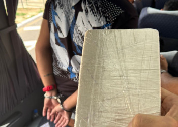 Polícia Civil prende suspeito em flagrante e apreende 1kg de crack em ônibus interestadual em Teresina; VÍDEO!
