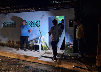 Criminosos armados invadem residência e matam mulher a tiros no litoral do Piauí