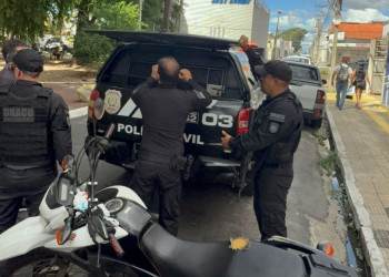 Polícia frustra tentativa de fraude bancária de R$ 200 mil no Centro de Teresina; VÍDEO!