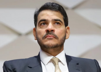 Resistência a Messias diminui, mas indicado de Lula busca apoio de senadores para chegar ao STF